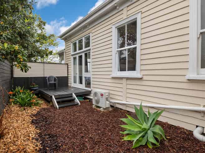 643 New North Road, Morningside