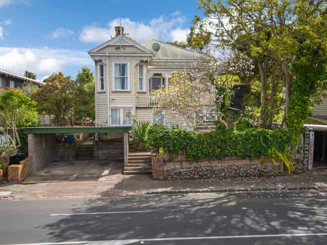 643 New North Road, Morningside