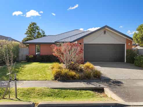 16 Waimarie Street, Pegasus