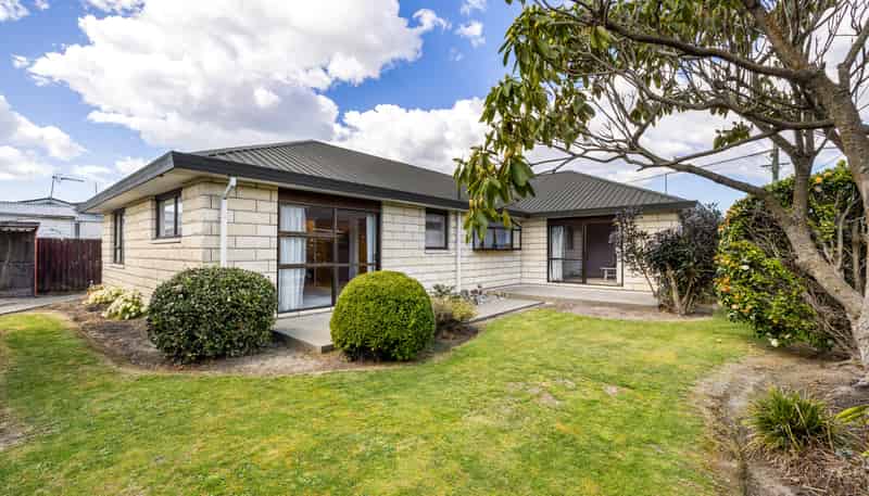 121 Prestons Road, Redwood