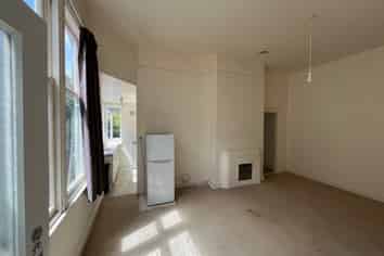 2/106 Glenmore Street, Kelburn