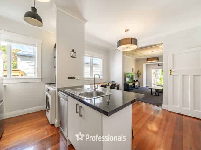 17 Beaumont Avenue, Alicetown