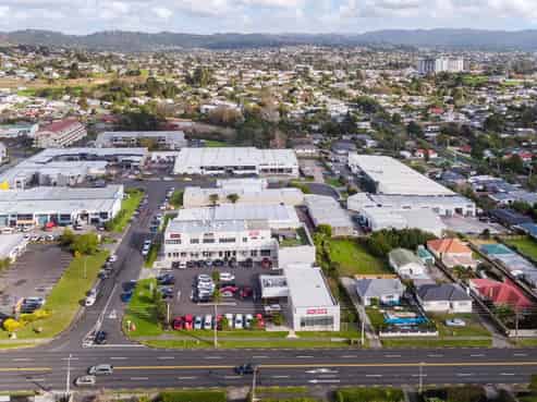 Ready, set, cook! 90sqm commercial kitchen