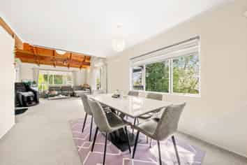 2A Castleton Street, Birkdale