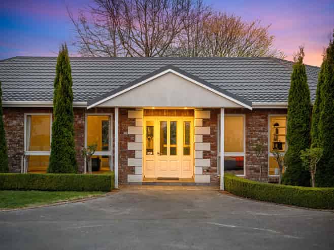 86 Stanleys Road, Harewood