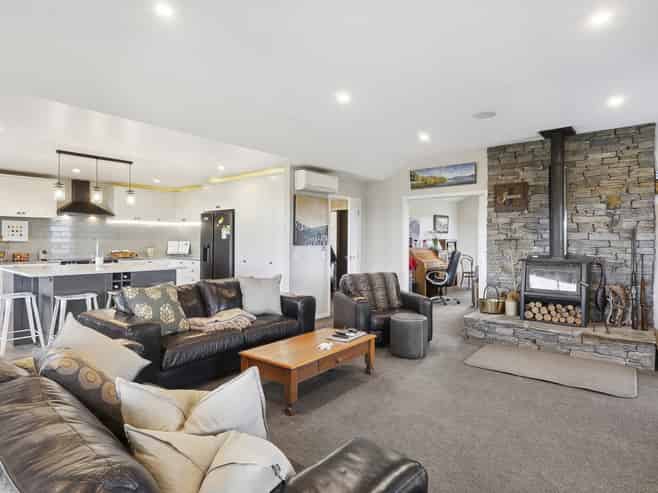 205 Big Bush Road, Glenledi