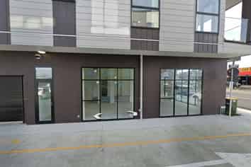 High-Profile Retail on Great South Road – Manurewa