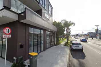High-Profile Retail on Great South Road – Manurewa