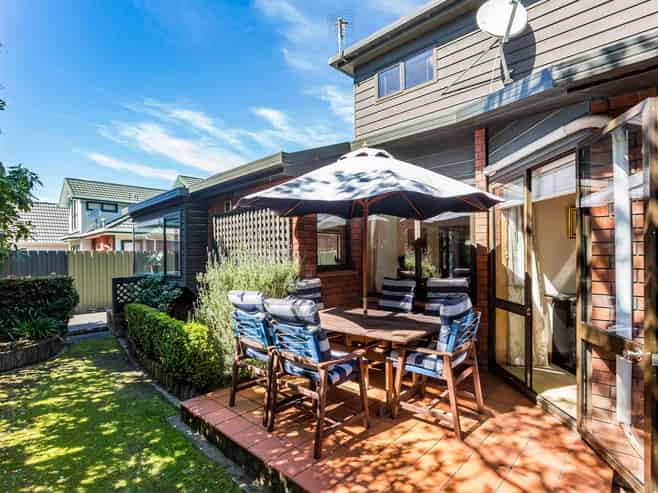54B Queens Grove, Lower Hutt
