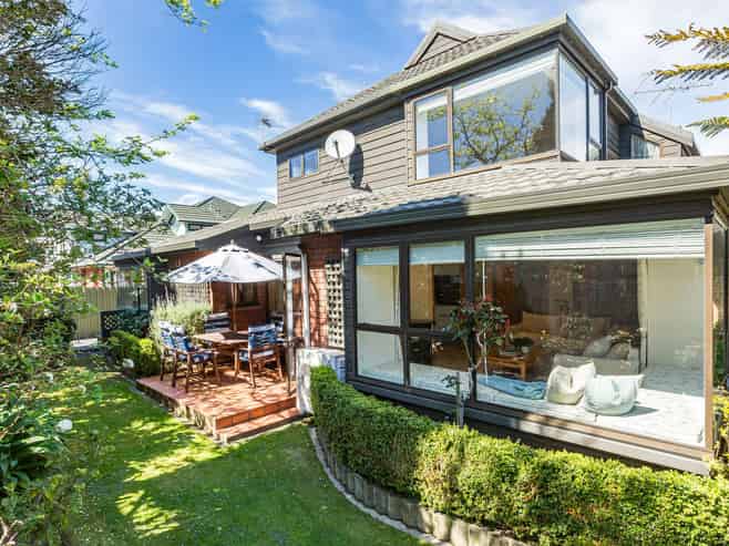 54B Queens Grove, Lower Hutt