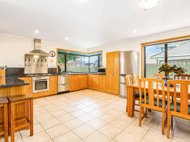 54B Queens Grove, Lower Hutt