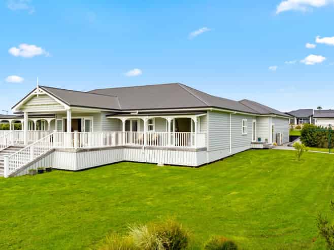 30 Awatiro Drive, Kaukapakapa