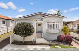 12 Ngataringa Road, Devonport