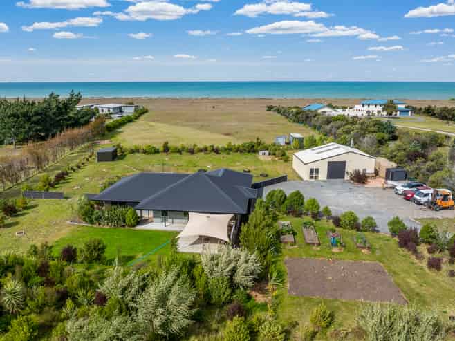 32 Hinepango Drive, Rarangi