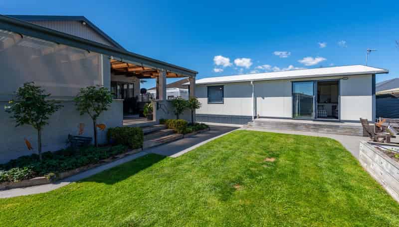 510 Burnett Street, Mahora
