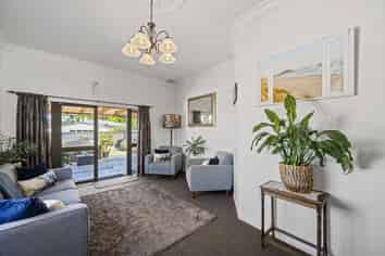 510 Burnett Street, Mahora