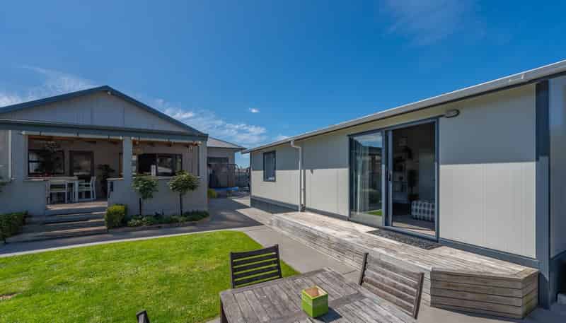 510 Burnett Street, Mahora
