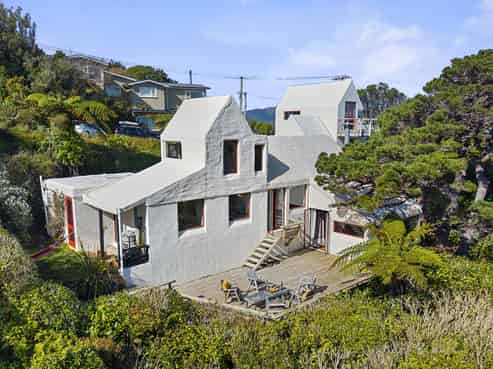 22 Rakeiora Grove, Korokoro