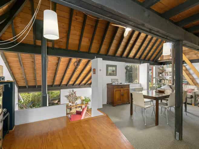 22 Rakeiora Grove, Korokoro
