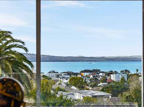 96B Kurahaupo Street, Orakei