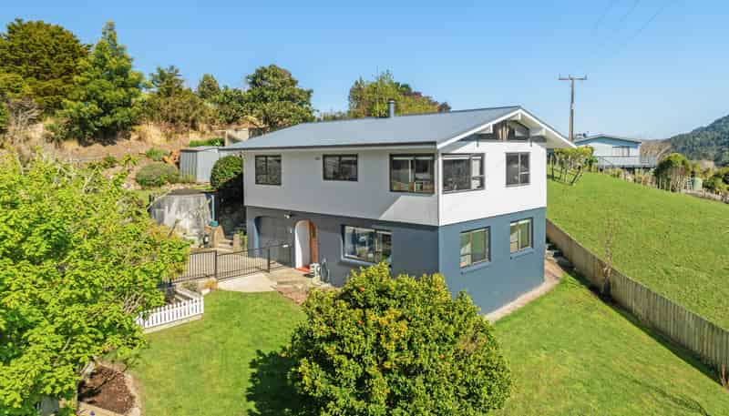 68 Valley View Road, Otaika