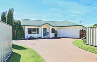 9 Claridge Place, Taradale
