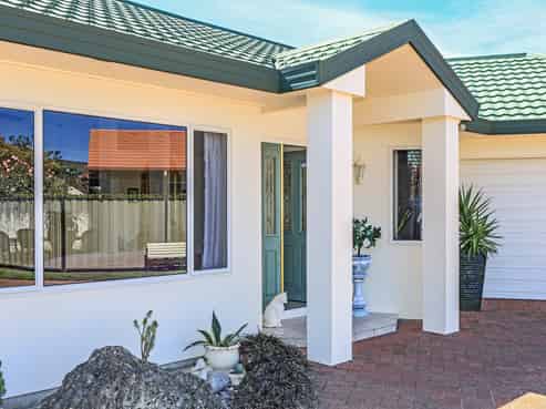 9 Claridge Place, Taradale