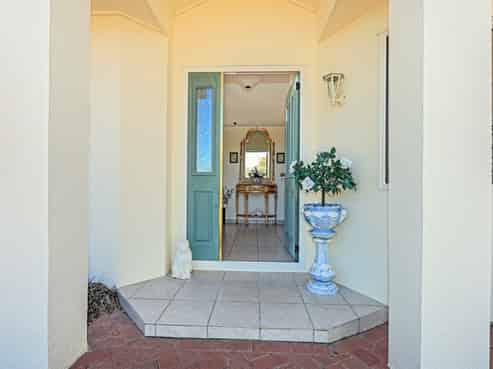 9 Claridge Place, Taradale