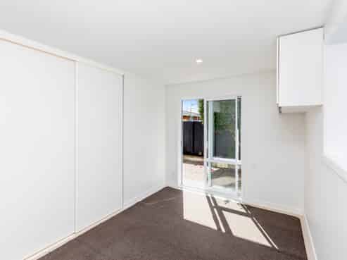 330 Yaldhurst Road, Russley