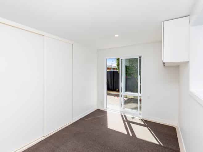 330 Yaldhurst Road, Russley