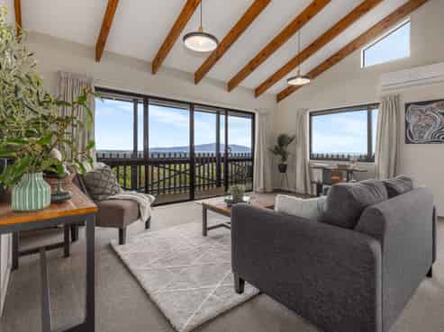 69 Kotare Street, Waikanae