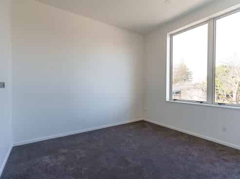 B/14 Sunlands Drive, Manurewa