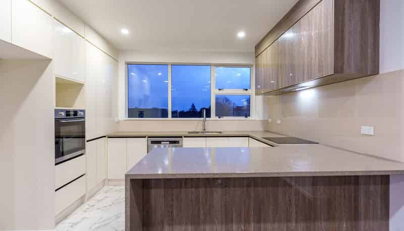 B/14 Sunlands Drive, Manurewa