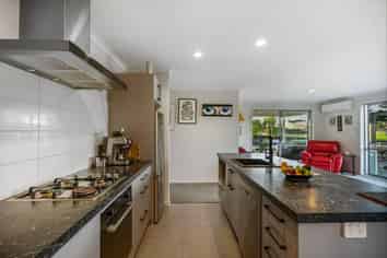 296a Oaia Road, Muriwai