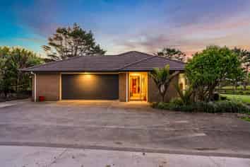 296a Oaia Road, Muriwai