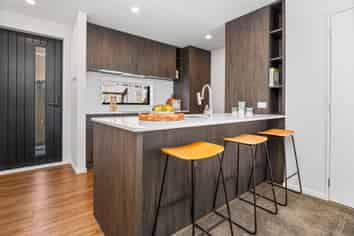 12/321 Lincoln Road, Addington