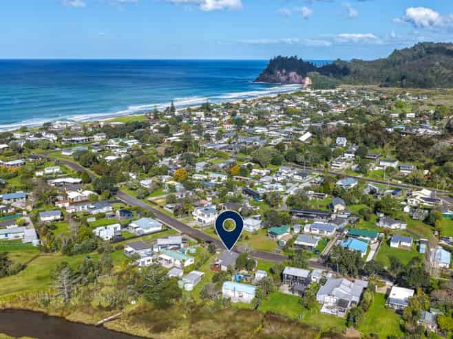30 Marlin Place, Whiritoa