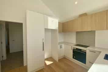 3  Hadley Place , Cromwell
