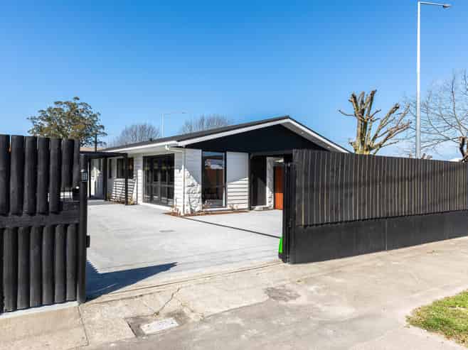 2 Cutts Road, Russley