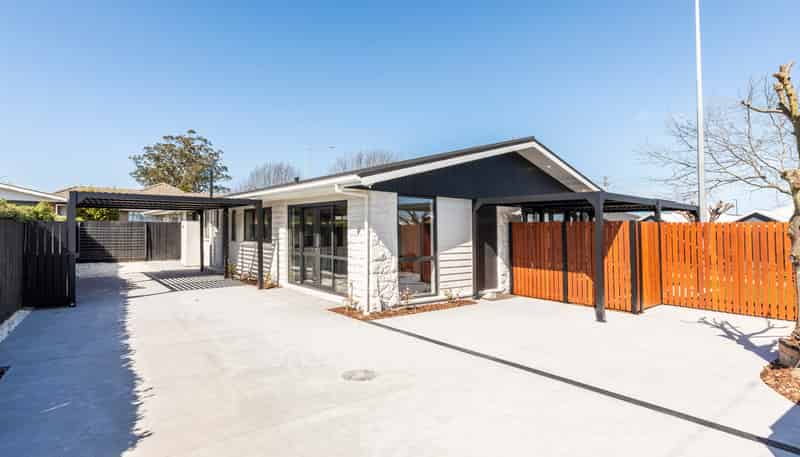 2 Cutts Road, Russley