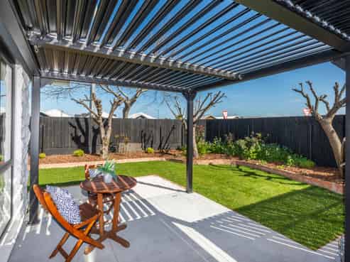 2 Cutts Road, Russley