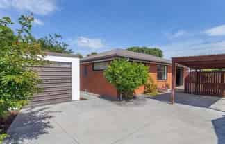 2/25 Wainoni Road, Avondale