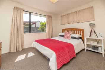 2/25 Wainoni Road, Avondale
