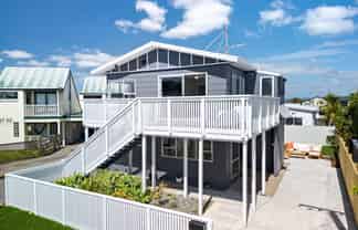 96 Karewa Parade, Papamoa