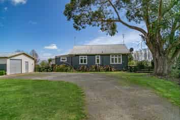 121 North Manakau Road, Manakau