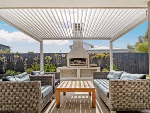 126 Puka Crescent, Matarangi