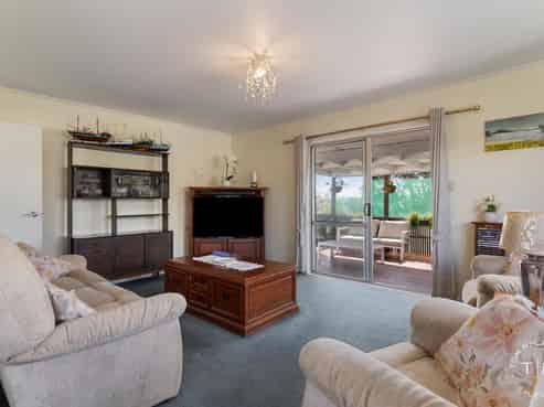 12 Balwyn Place, Clendon Park