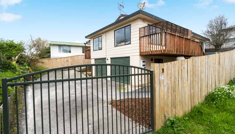 13B Universal Drive, Henderson