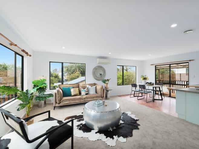 13B Universal Drive, Henderson