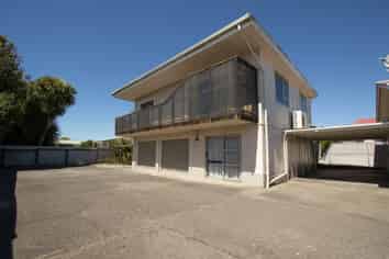 214C Gibson Quay, Hokitika